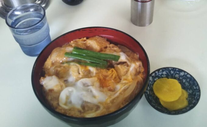 「手打ちうどん天神」のカツ丼(ミニうどん付き)