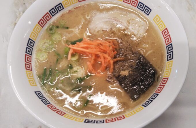 「丸星」のラーメン