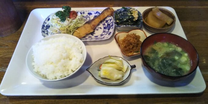 「食事処みち」の日替り弁当