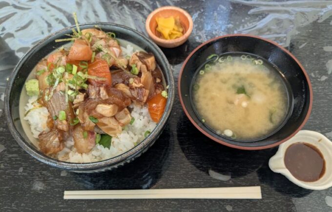 福岡県田川市「相撲茶屋貴ノ花」のまかない丼